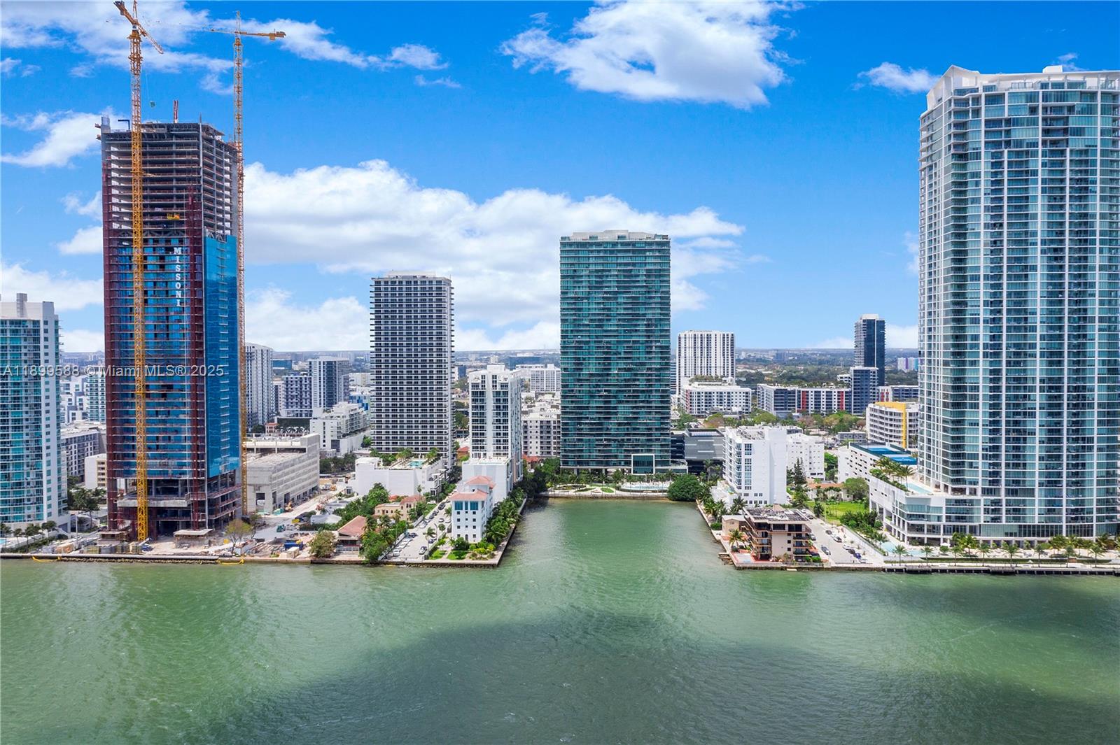 ICON BAY CONDO - Residential Lease