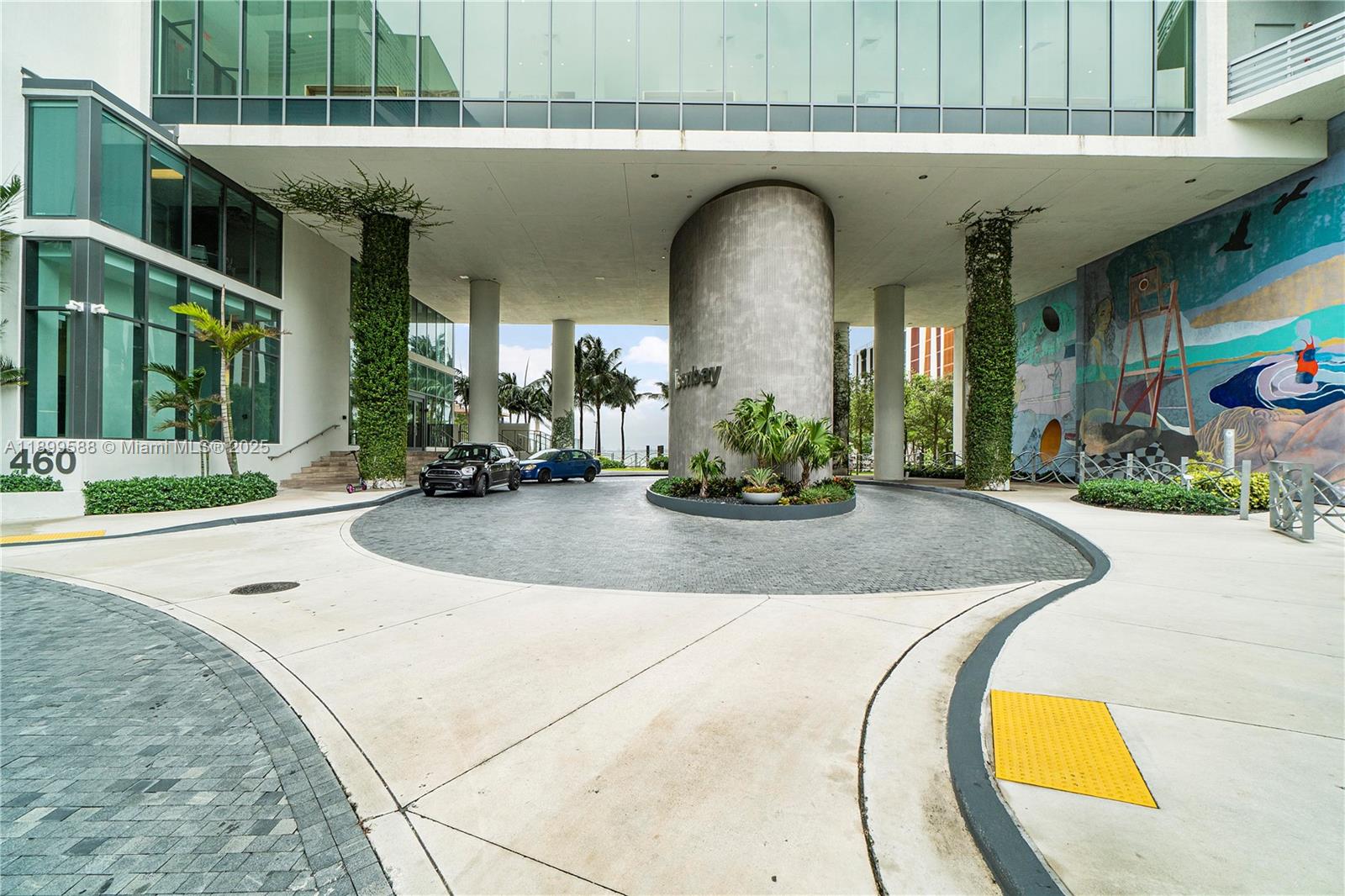 ICON BAY CONDO - Residential Lease