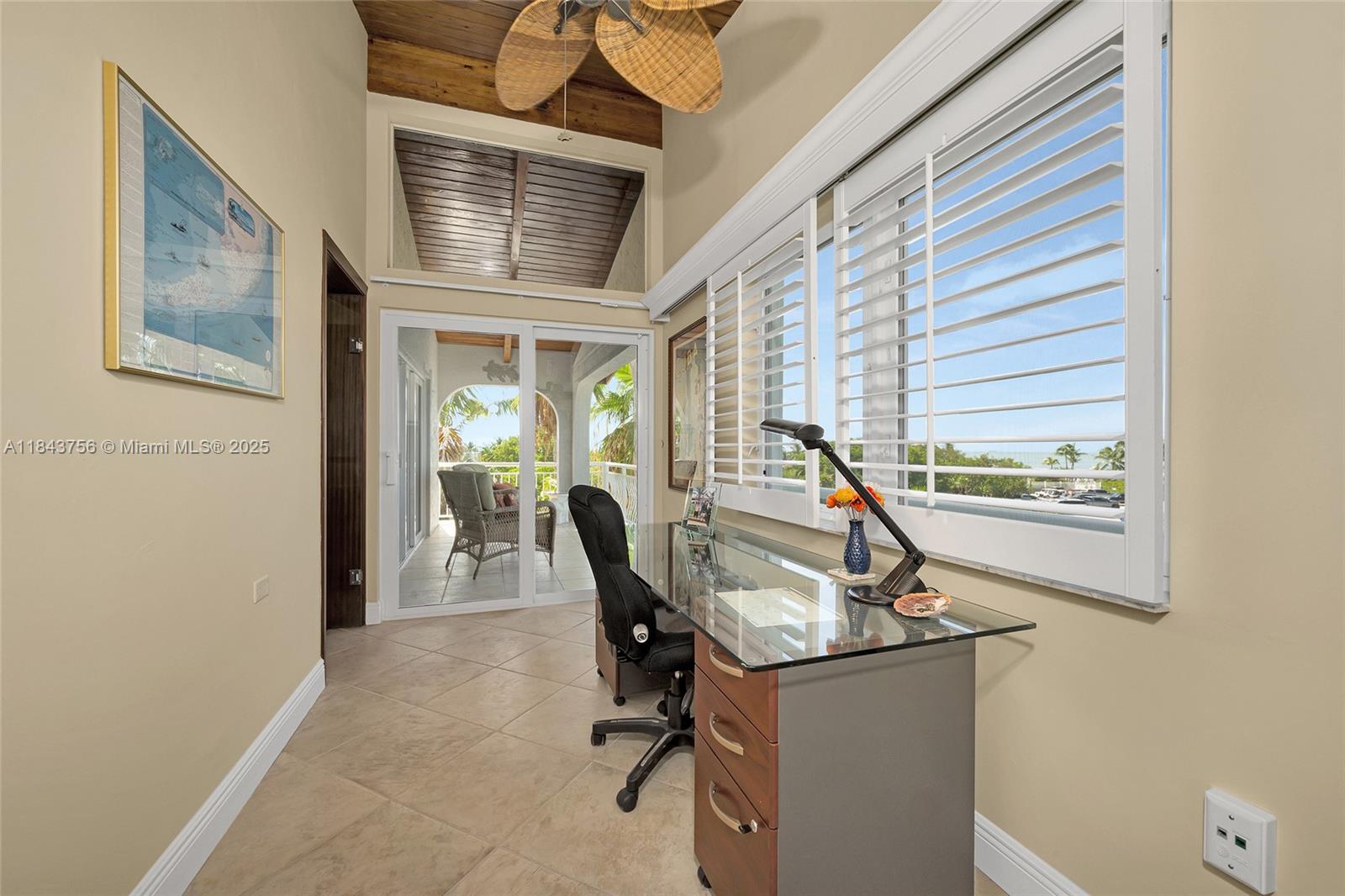 PORT ANTIGUA PLAT NO 2 - Residential