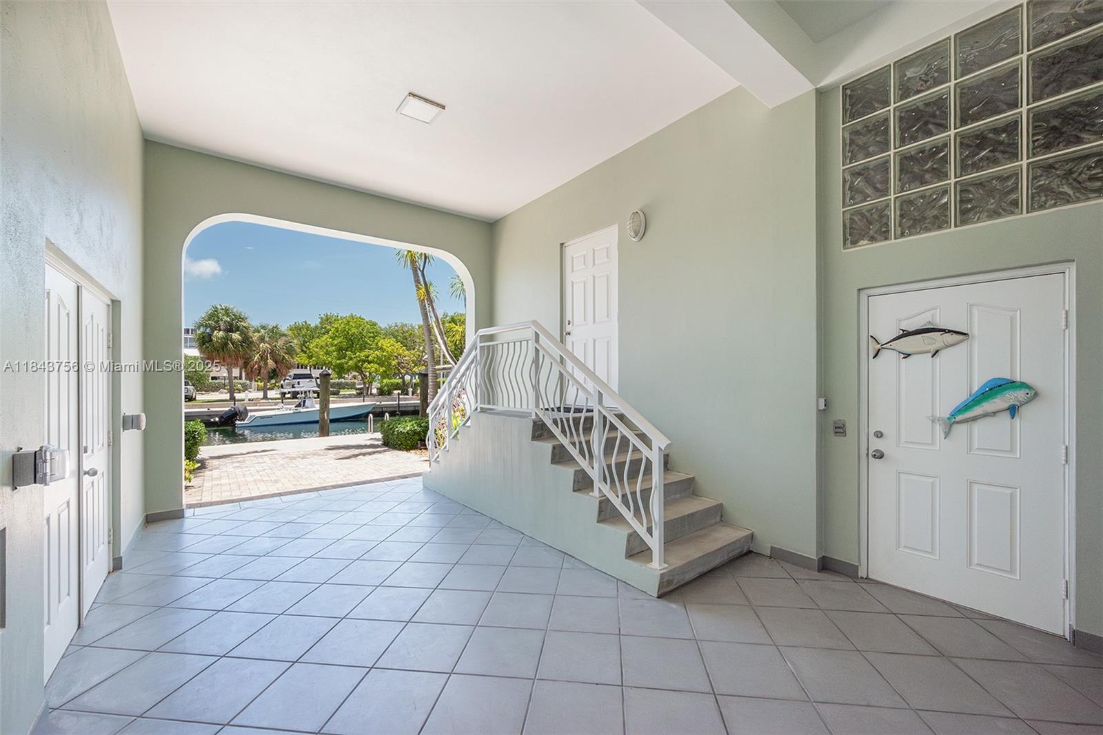 PORT ANTIGUA PLAT NO 2 - Residential