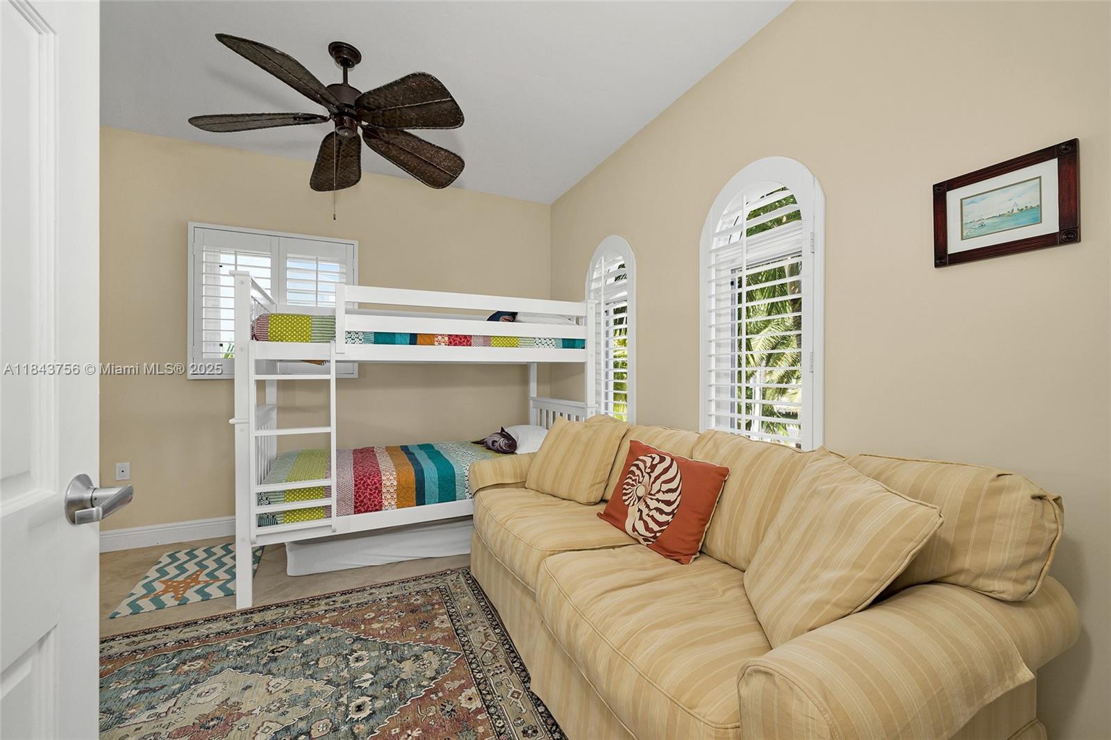 PORT ANTIGUA PLAT NO 2 - Residential