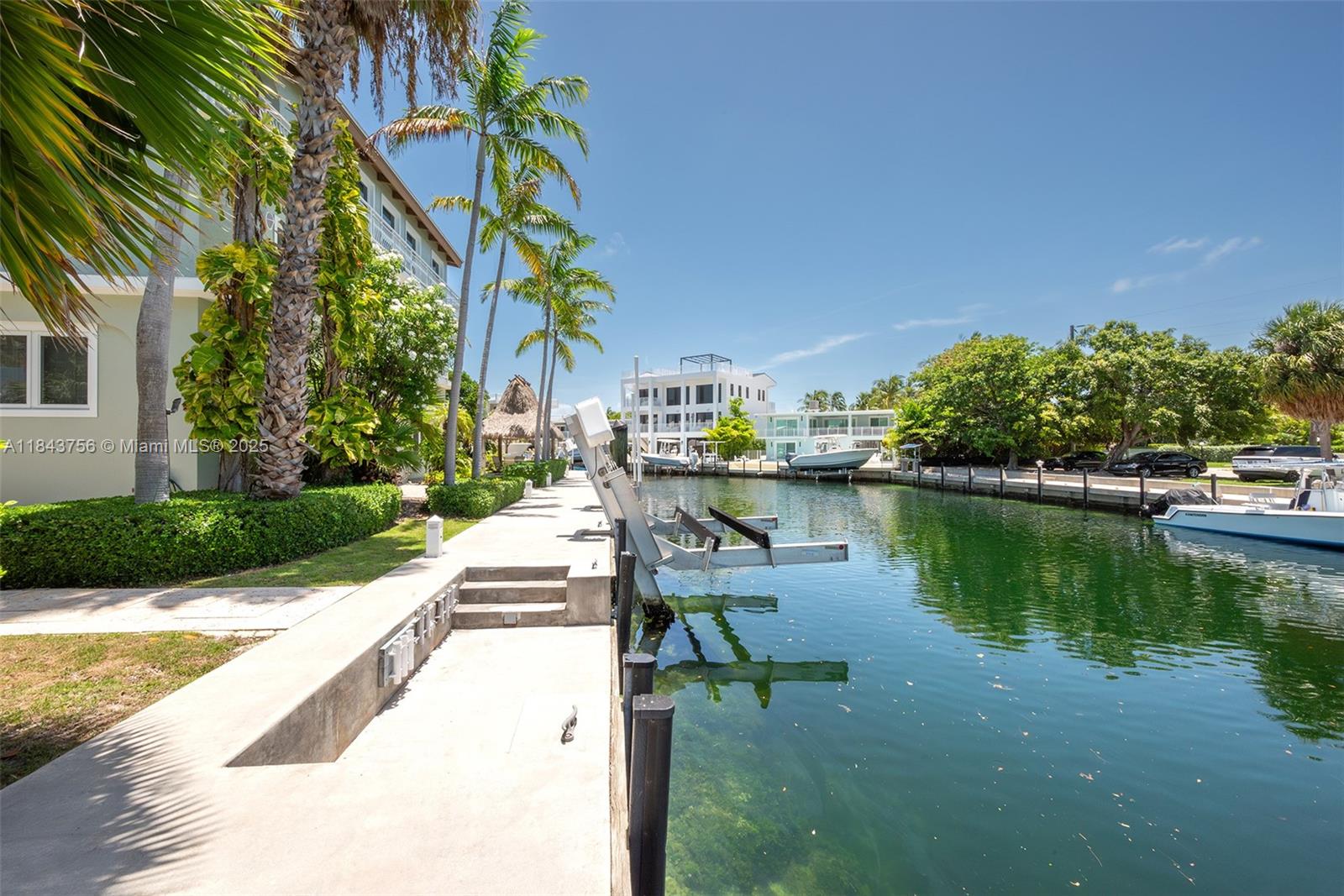 PORT ANTIGUA PLAT NO 2 - Residential