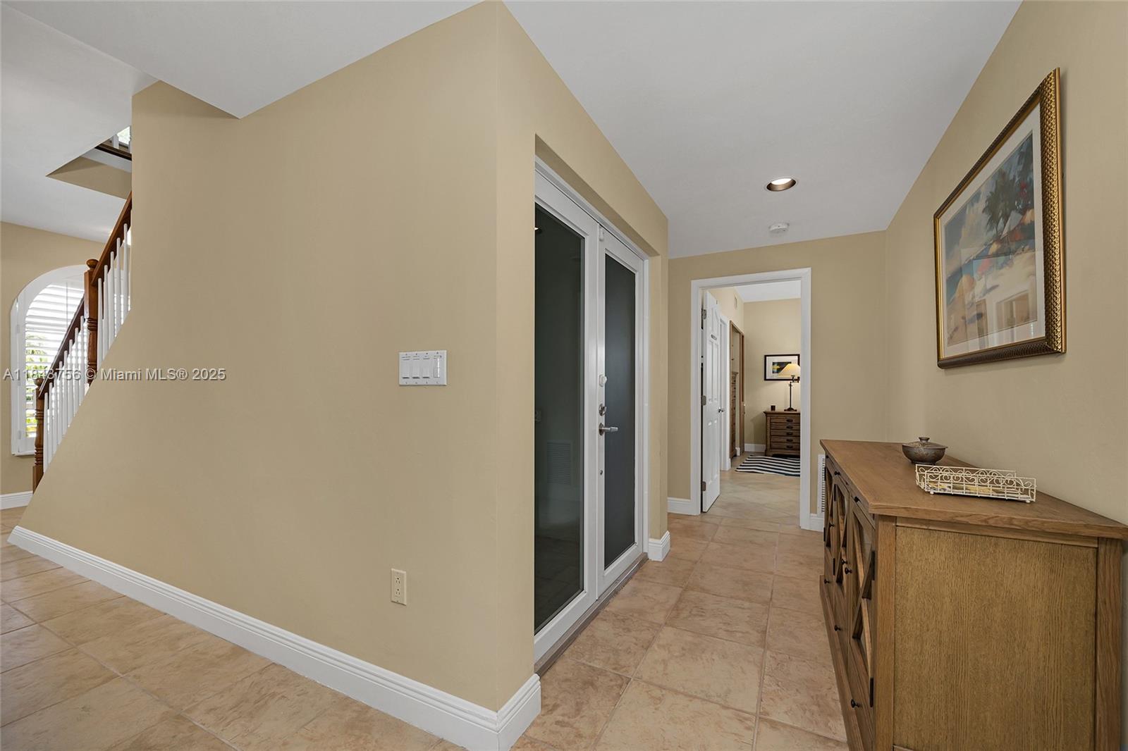 PORT ANTIGUA PLAT NO 2 - Residential