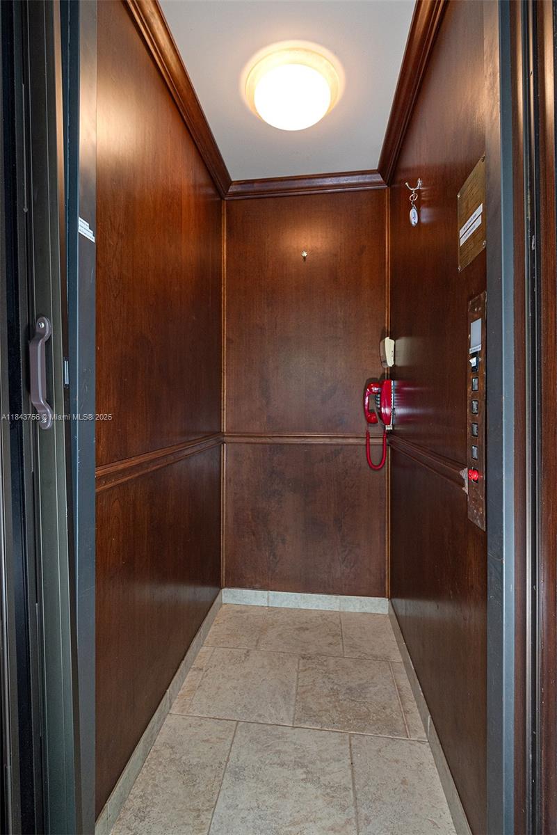 PORT ANTIGUA PLAT NO 2 - Residential