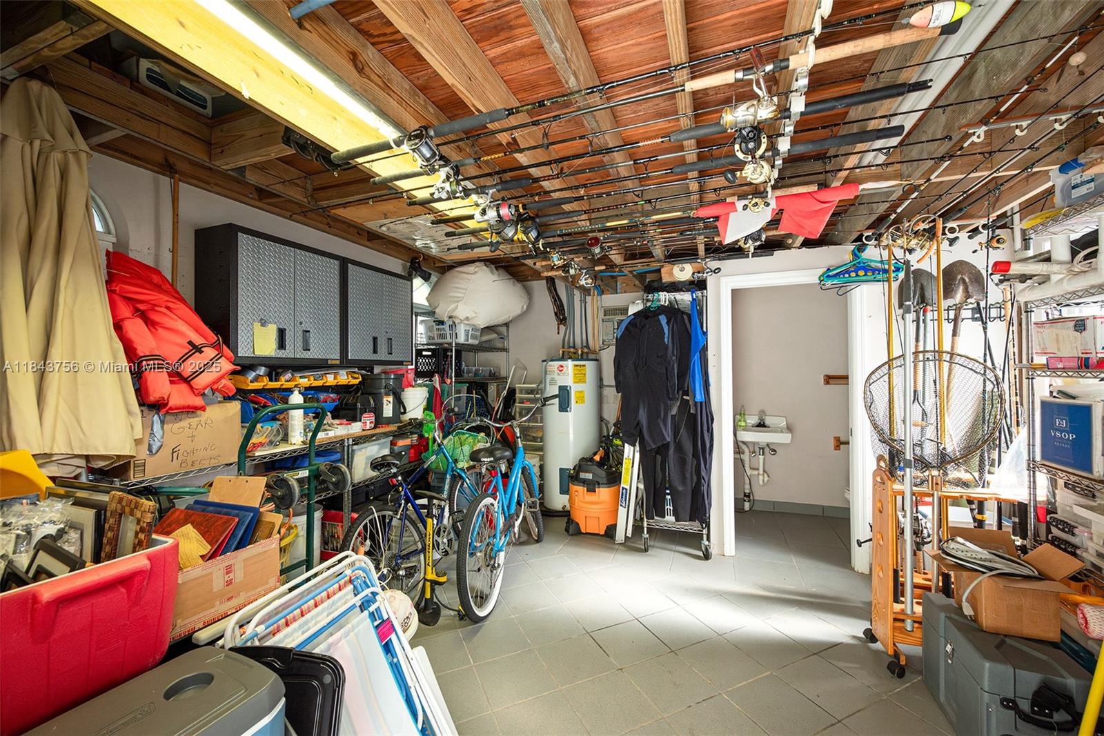 PORT ANTIGUA PLAT NO 2 - Residential