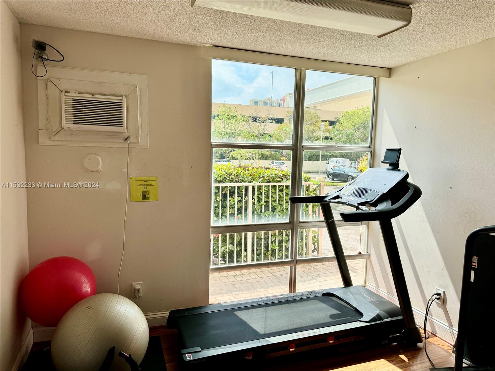 210 172nd St 331, Sunny Isles Beach, Miami-Dade County, Florida - 2 Bedrooms  
2 Bathrooms - 