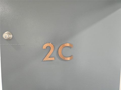 1345 Pennsylvania Ave 2C Miami Beach FL 33139