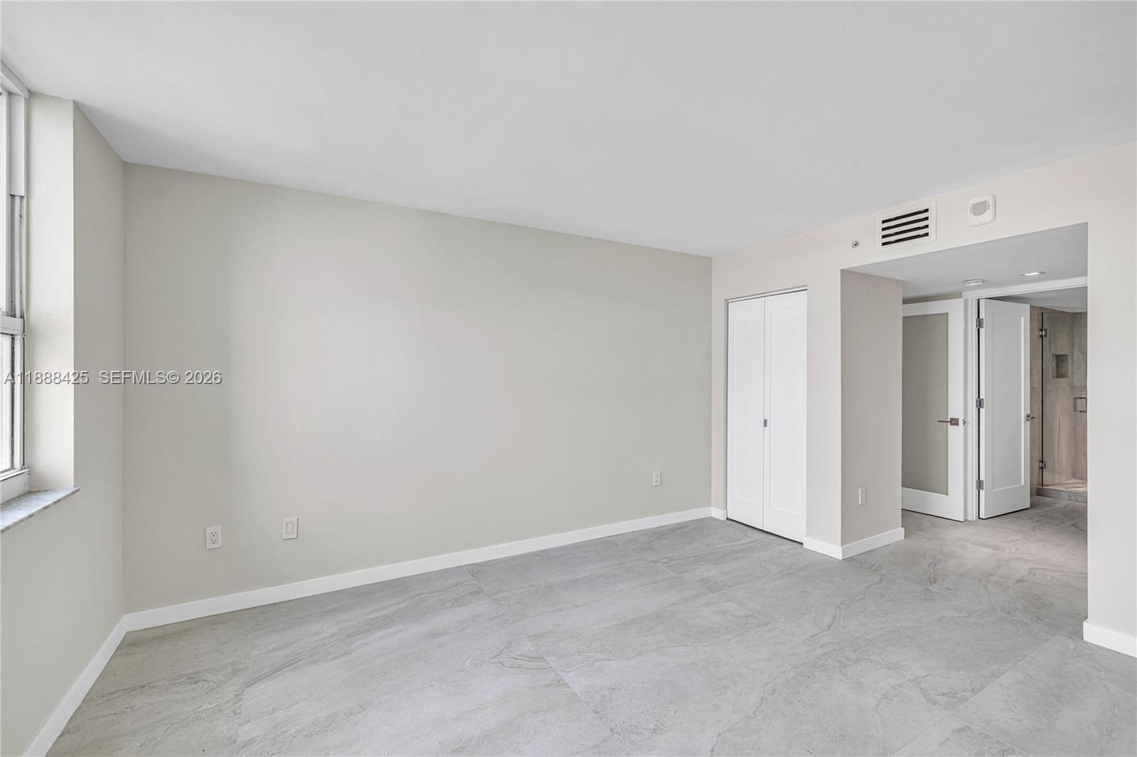 YACHT CLUB AT PORTOFINO C - Residential