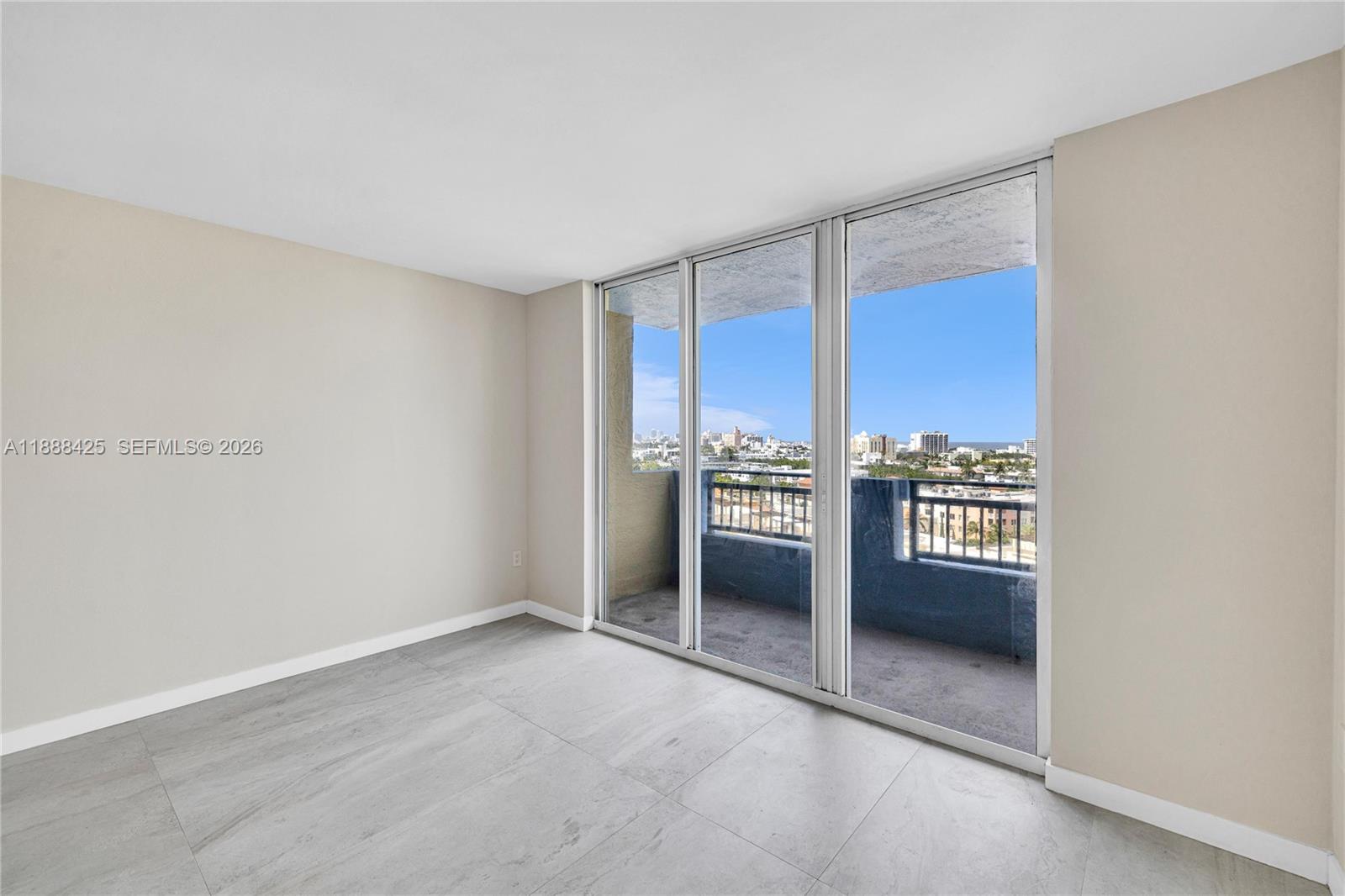 YACHT CLUB AT PORTOFINO C - Residential