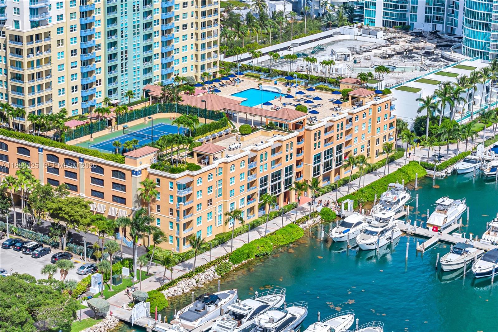 YACHT CLUB AT PORTOFINO C - Residential