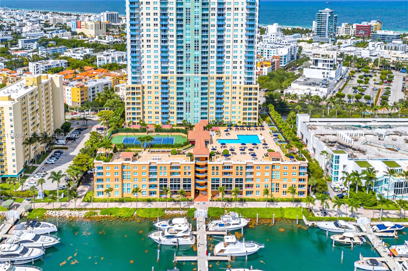 YACHT CLUB AT PORTOFINO C - Residential