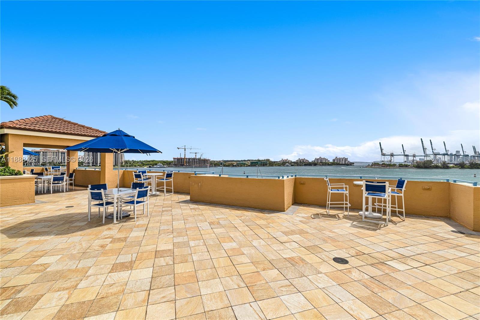 YACHT CLUB AT PORTOFINO C - Residential