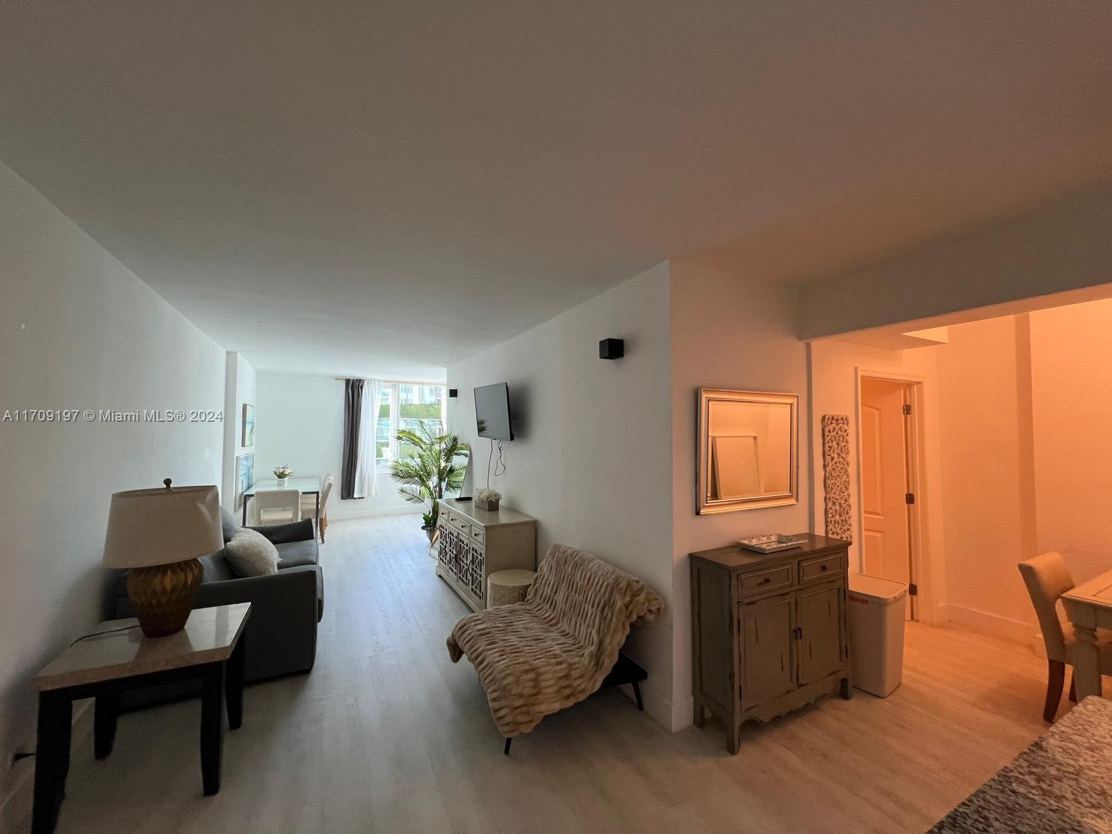 RONEY PALACE CONDO - Residential Lease