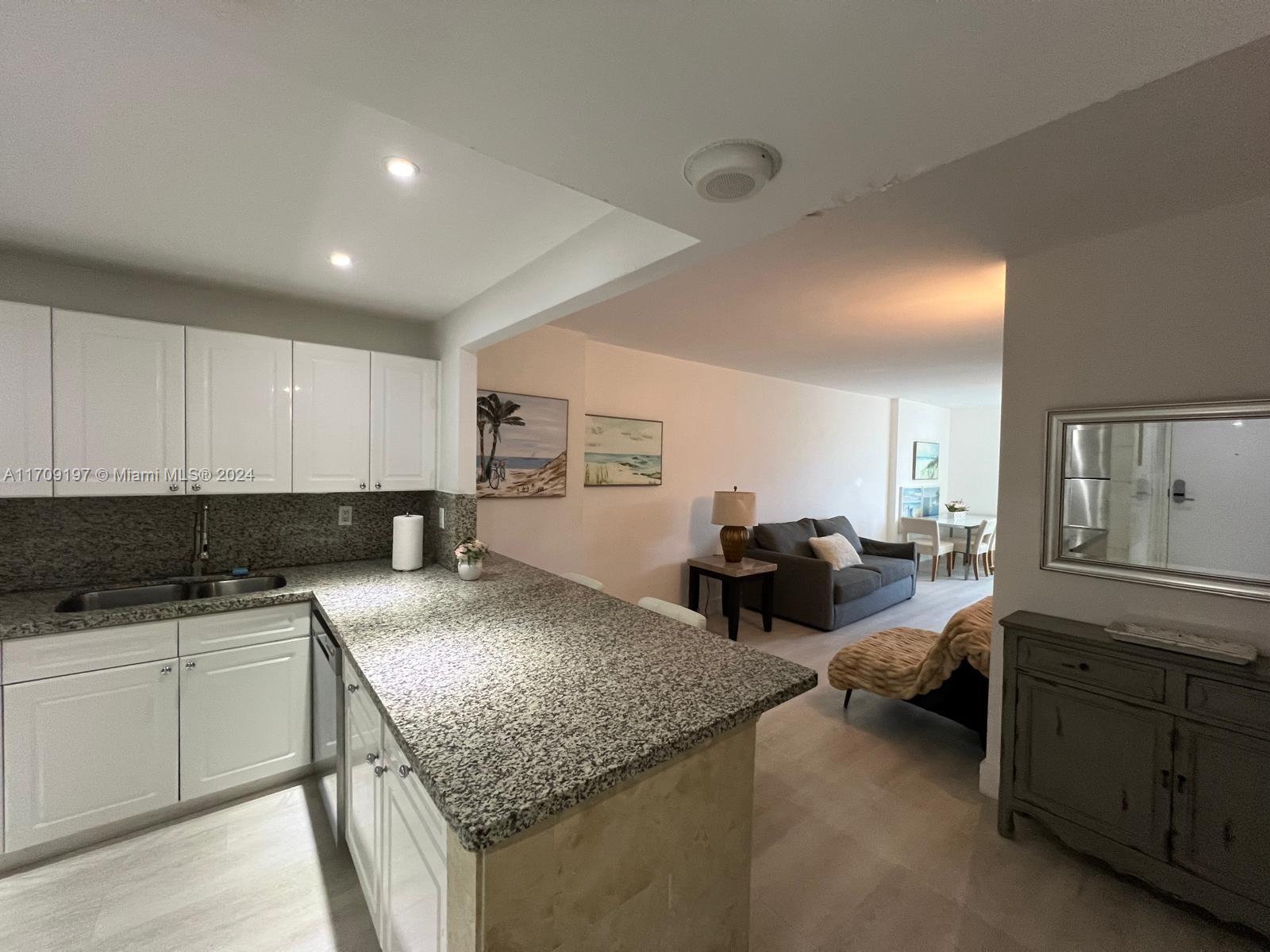 RONEY PALACE CONDO - Residential Lease