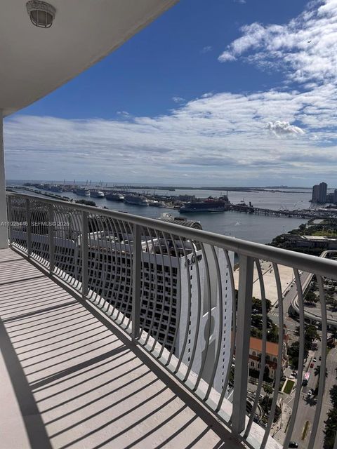 1750 N BAYSHORE DR 4712 Miami FL 33132