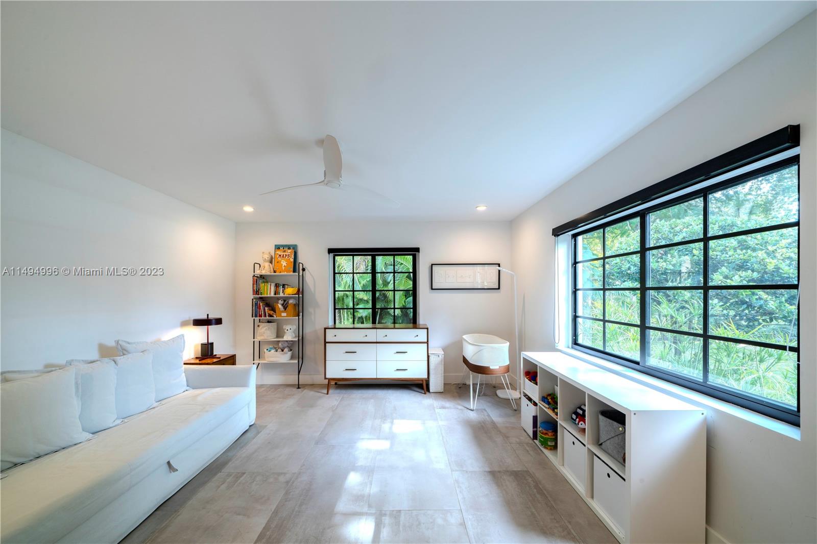 MIAMI SHORES SEC 3 - Residential