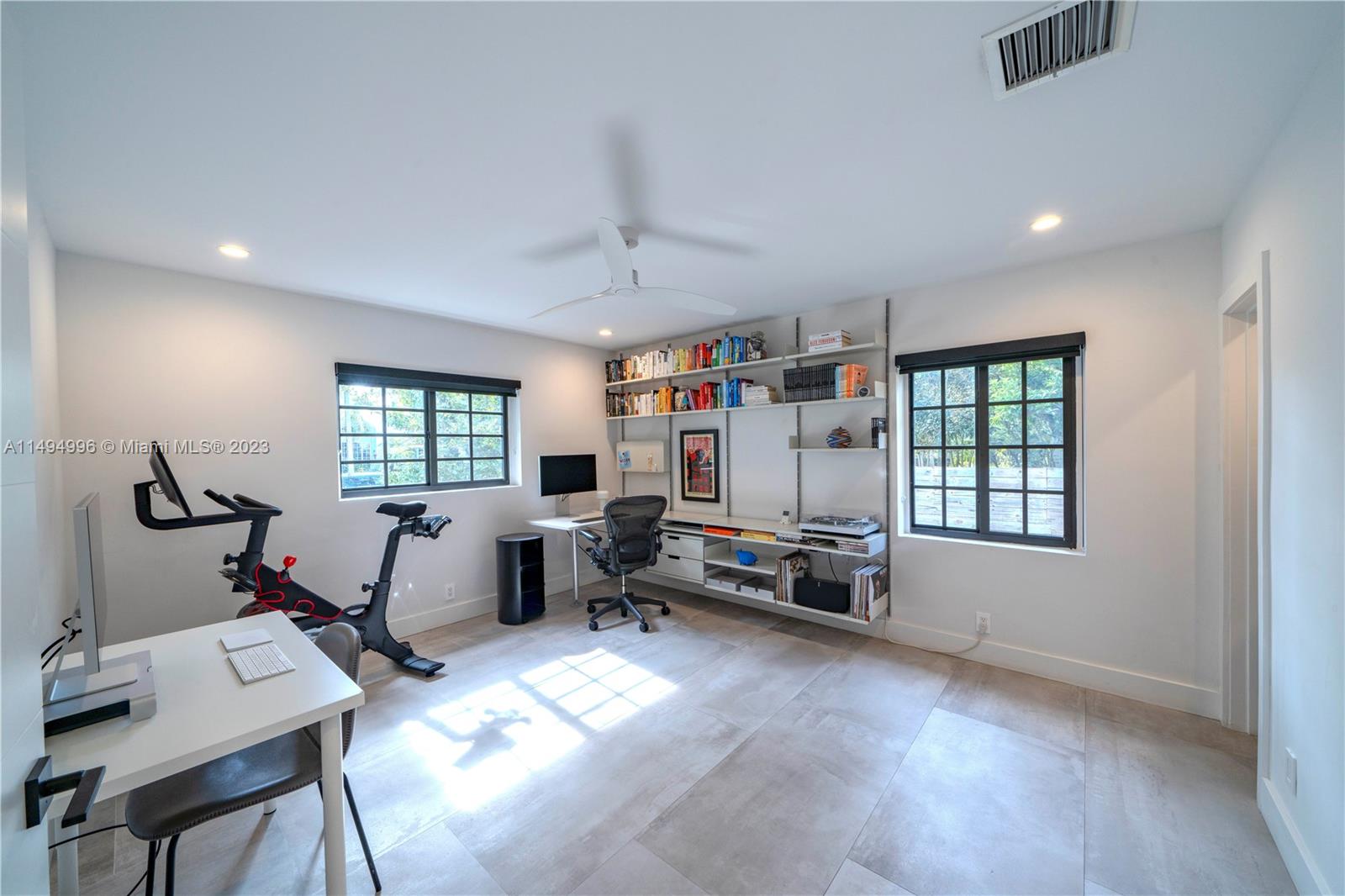 MIAMI SHORES SEC 3 - Residential