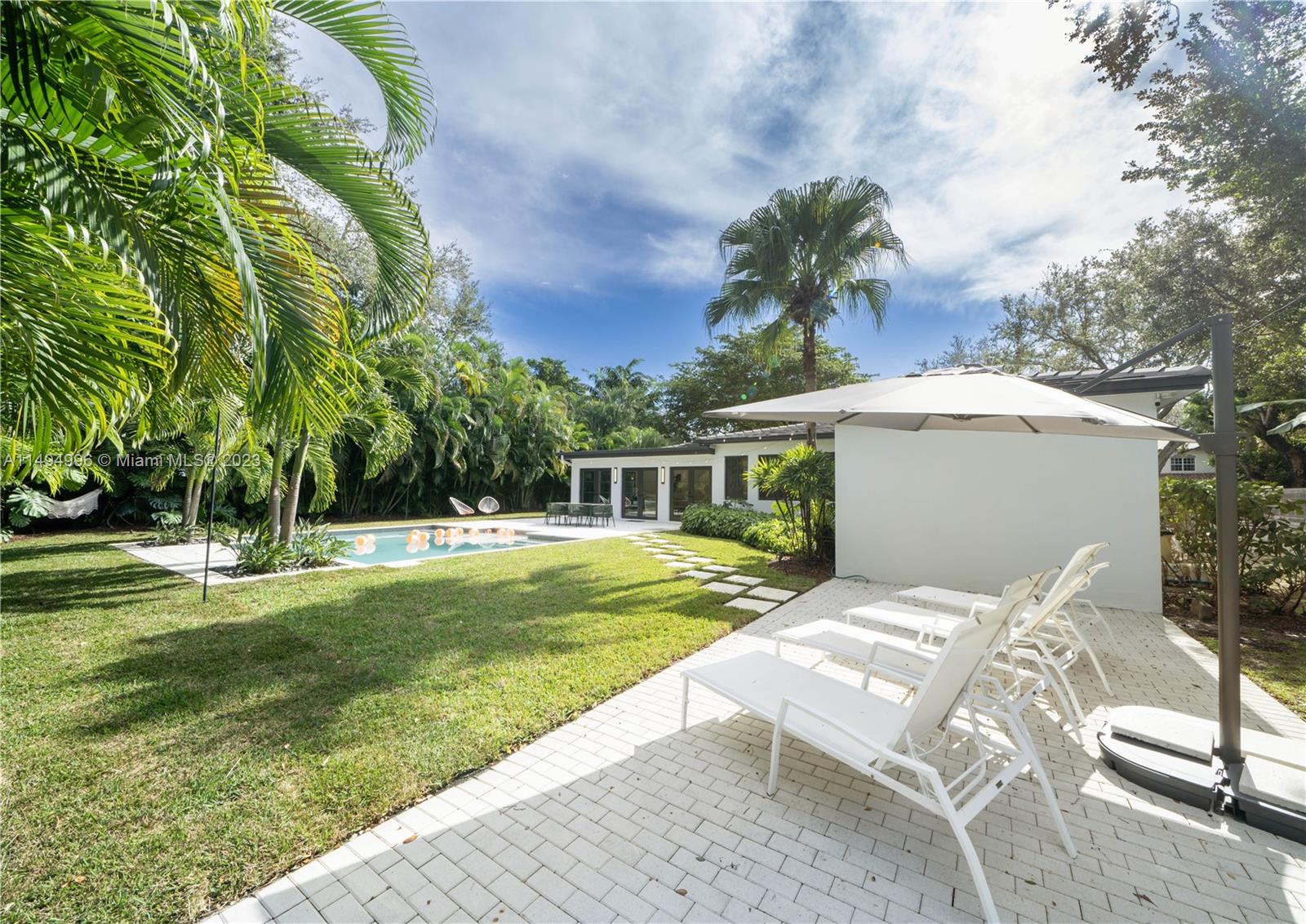 MIAMI SHORES SEC 3 - Residential