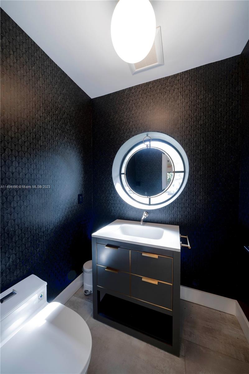 MIAMI SHORES SEC 3 - Residential