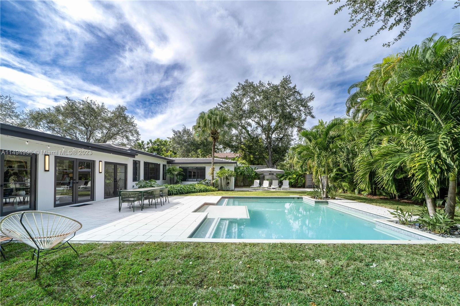 MIAMI SHORES SEC 3 - Residential