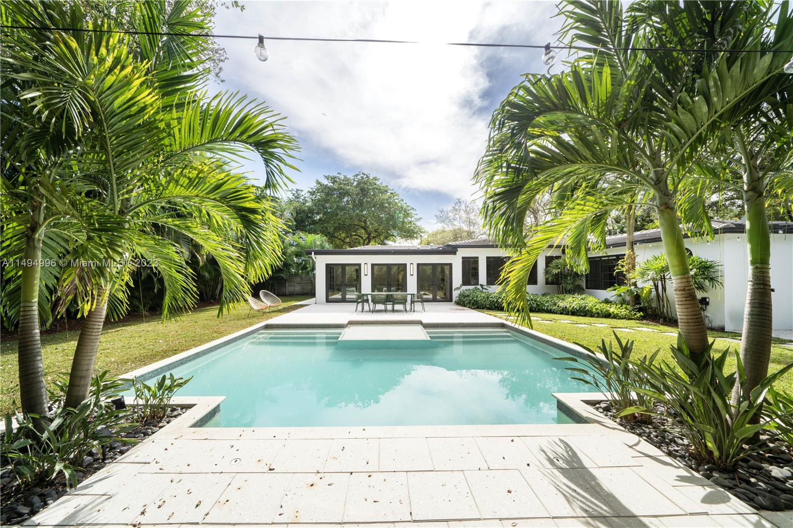 MIAMI SHORES SEC 3 - Residential