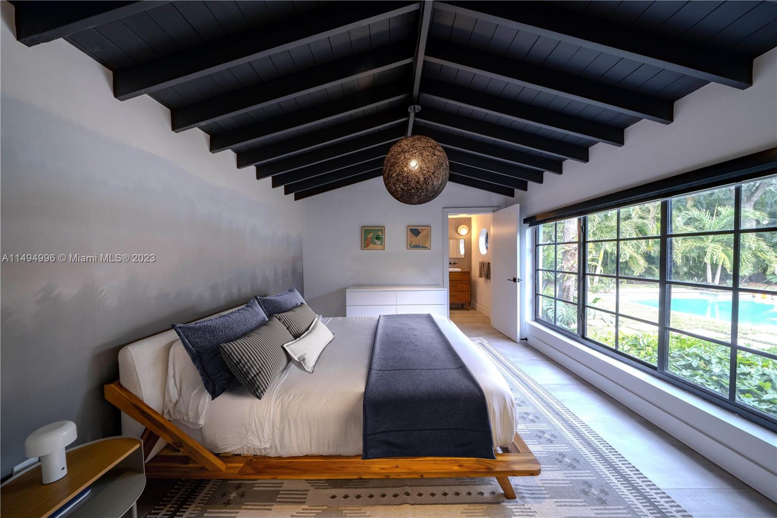 MIAMI SHORES SEC 3 - Residential