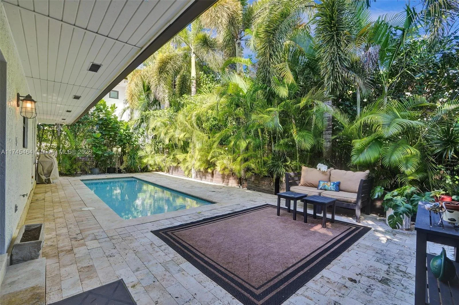 Coral Gables, Florida 33146, United States, 4 Bedrooms Bedrooms, ,3 BathroomsBathrooms,Residential,Pending,1355