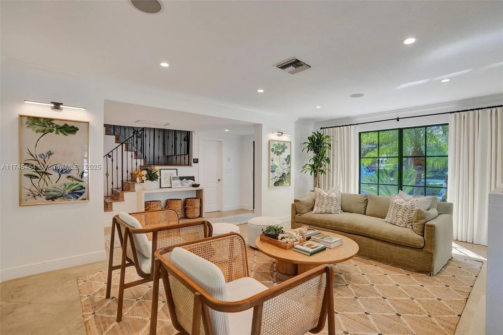 Coral Gables, Florida 33146, United States, 4 Bedrooms Bedrooms, ,3 BathroomsBathrooms,Residential,Pending,1355