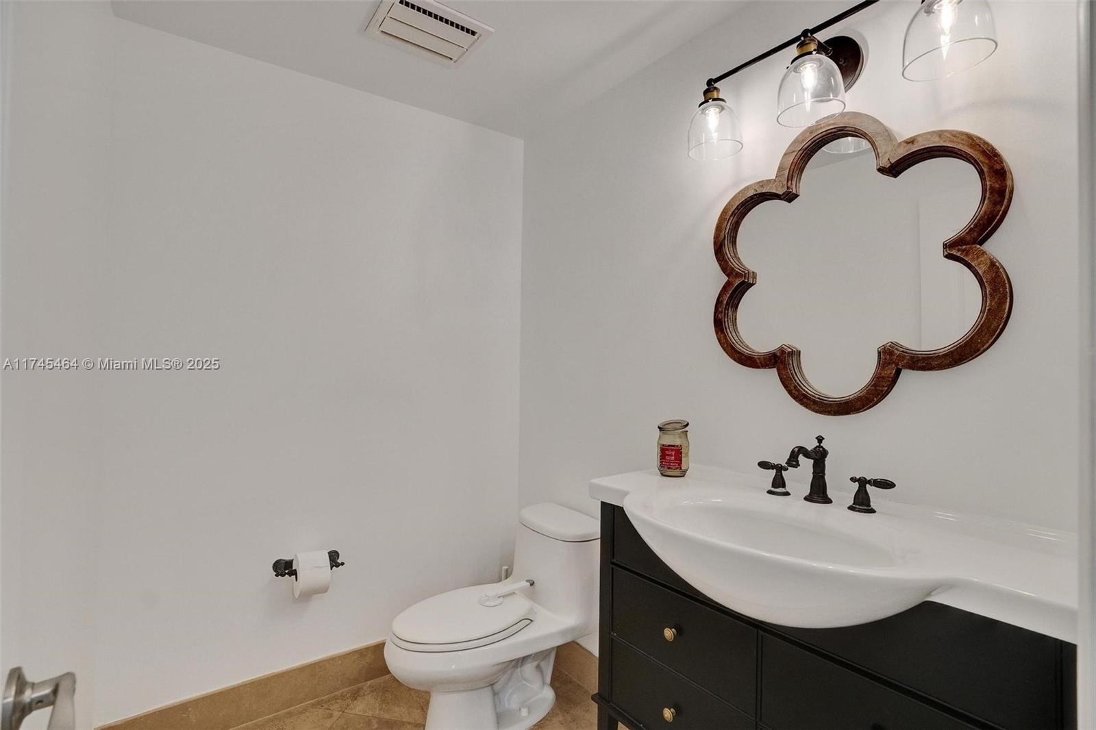 C GABLES RIVIERA SEC 12 - Residential