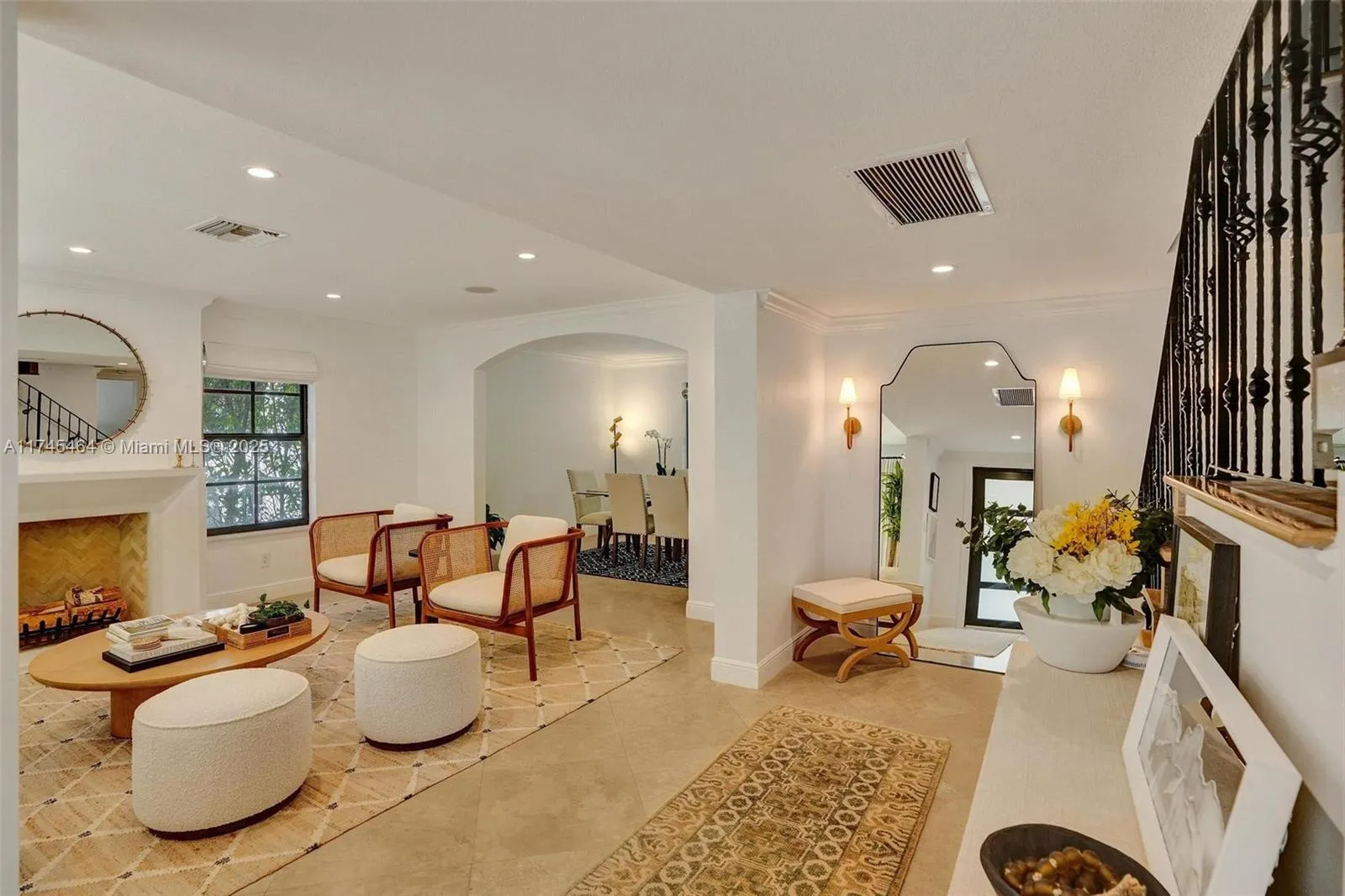 Coral Gables, Florida 33146, United States, 4 Bedrooms Bedrooms, ,3 BathroomsBathrooms,Residential,Pending,1355