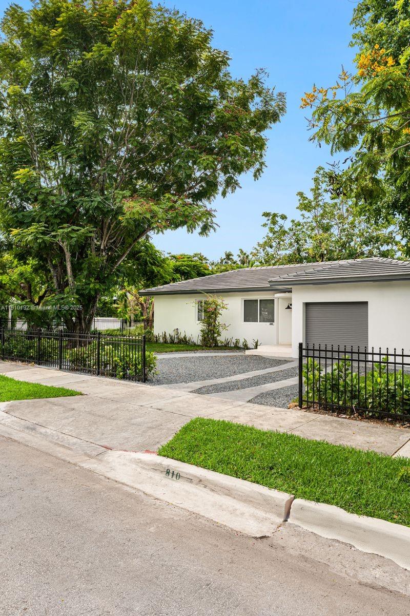 SPRING GARDEN - Residential Lease