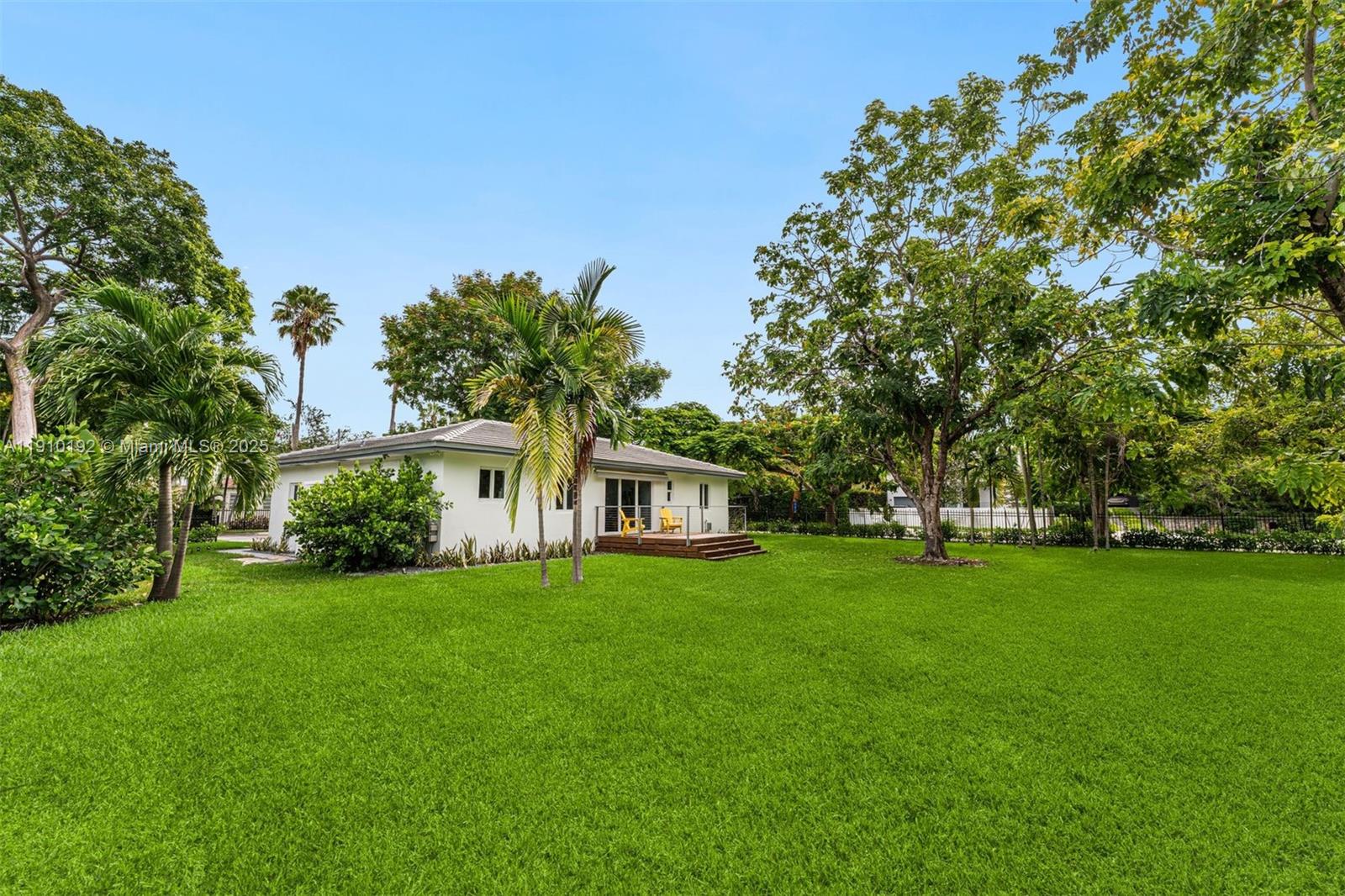 SPRING GARDEN - Residential Lease