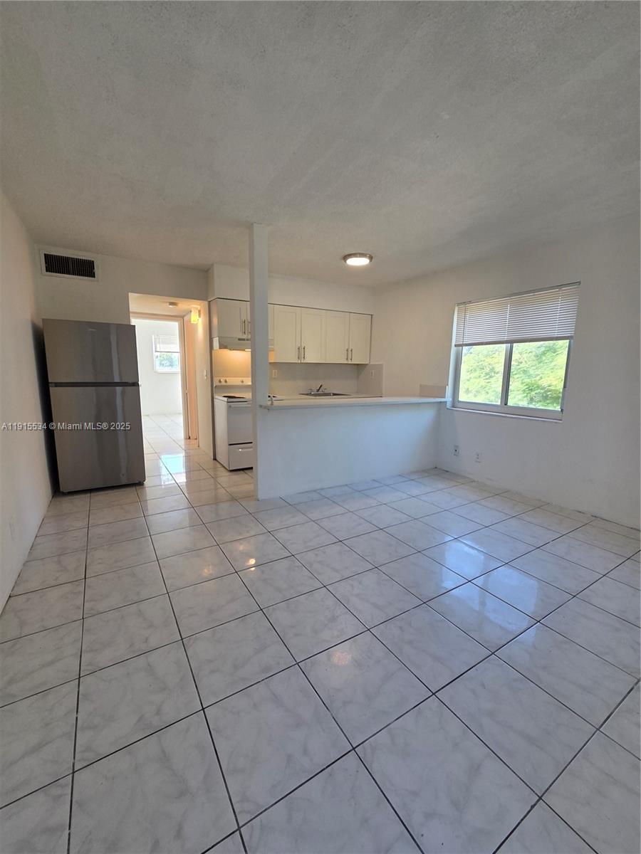 ST JAMES PARK - Residential Lease