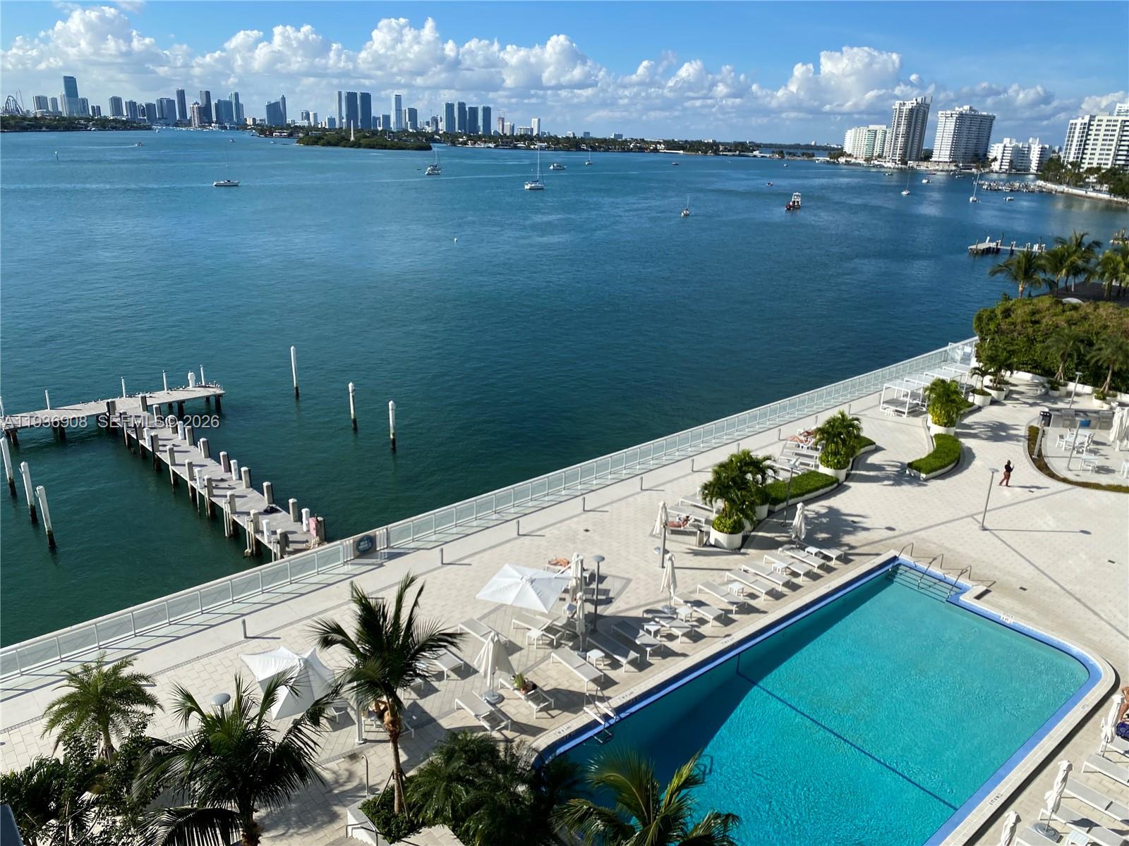 MIRADOR 1000 CONDO - Residential