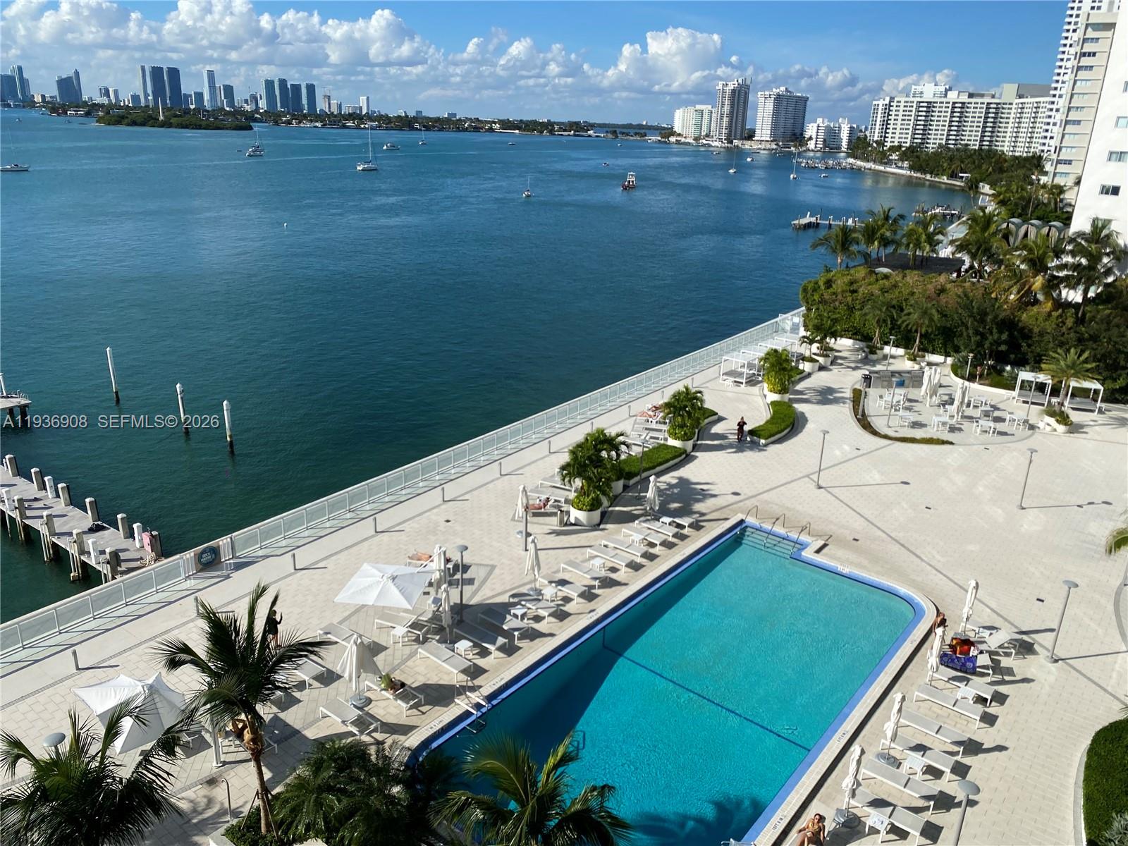 MIRADOR 1000 CONDO - Residential