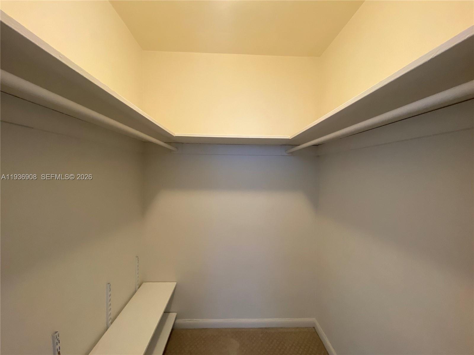 MIRADOR 1000 CONDO - Residential