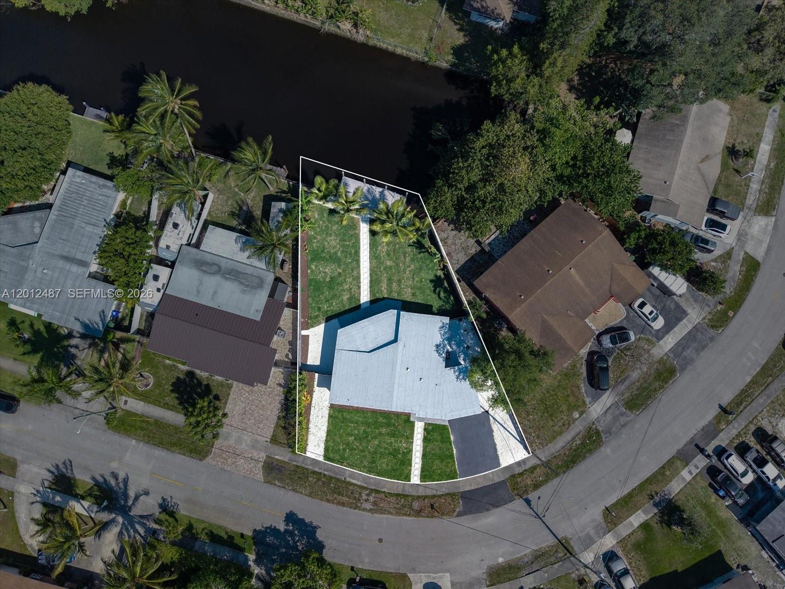 2024 NW 10th Ave