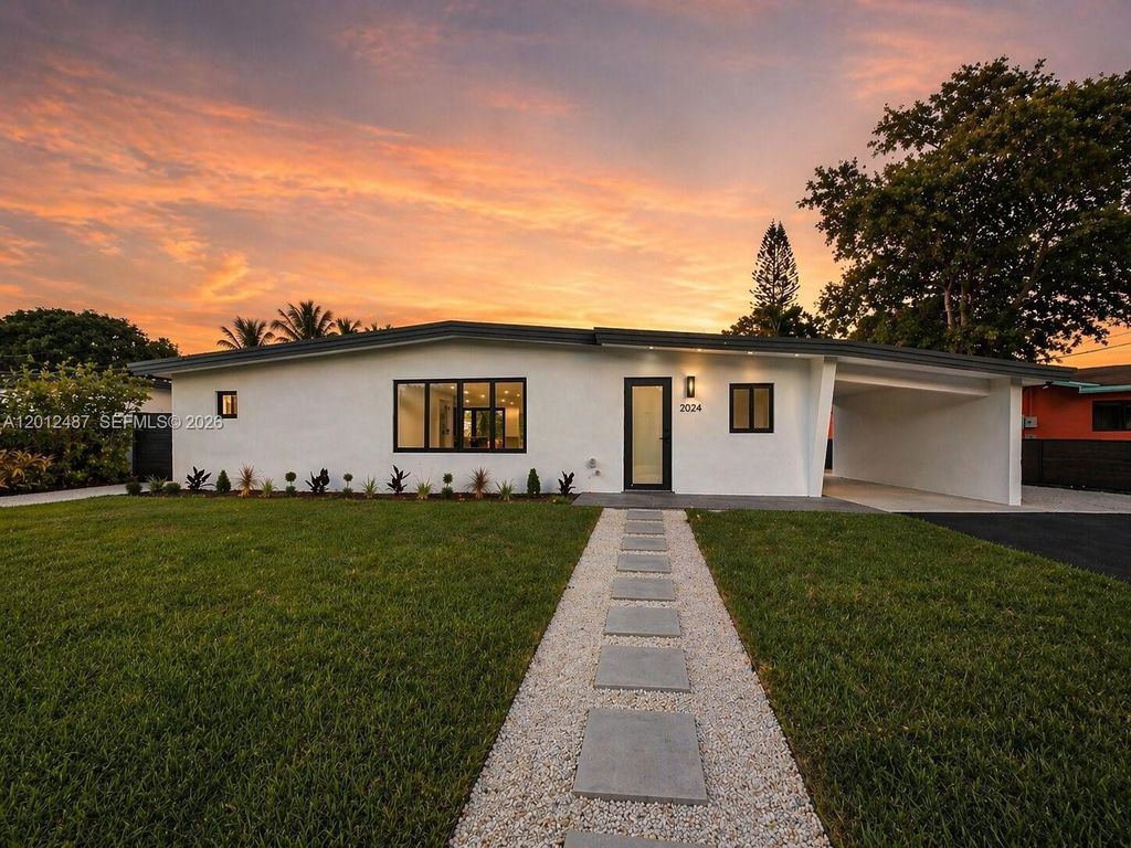 Photo of 2024 NW 10th Ave, Fort Lauderdale, FL 33311 (MLS # A12012487)