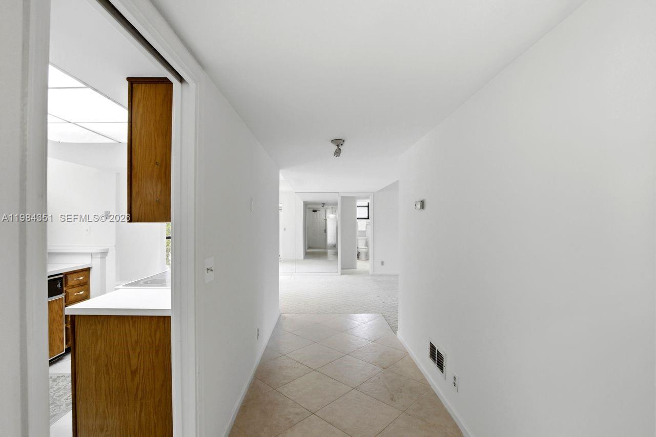 WOODLAND LAKES - Residential