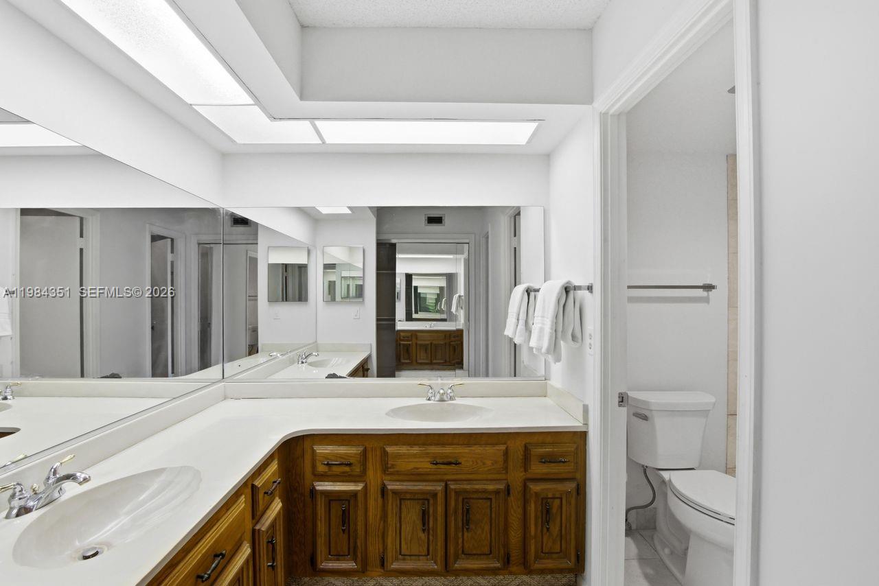 WOODLAND LAKES - Residential