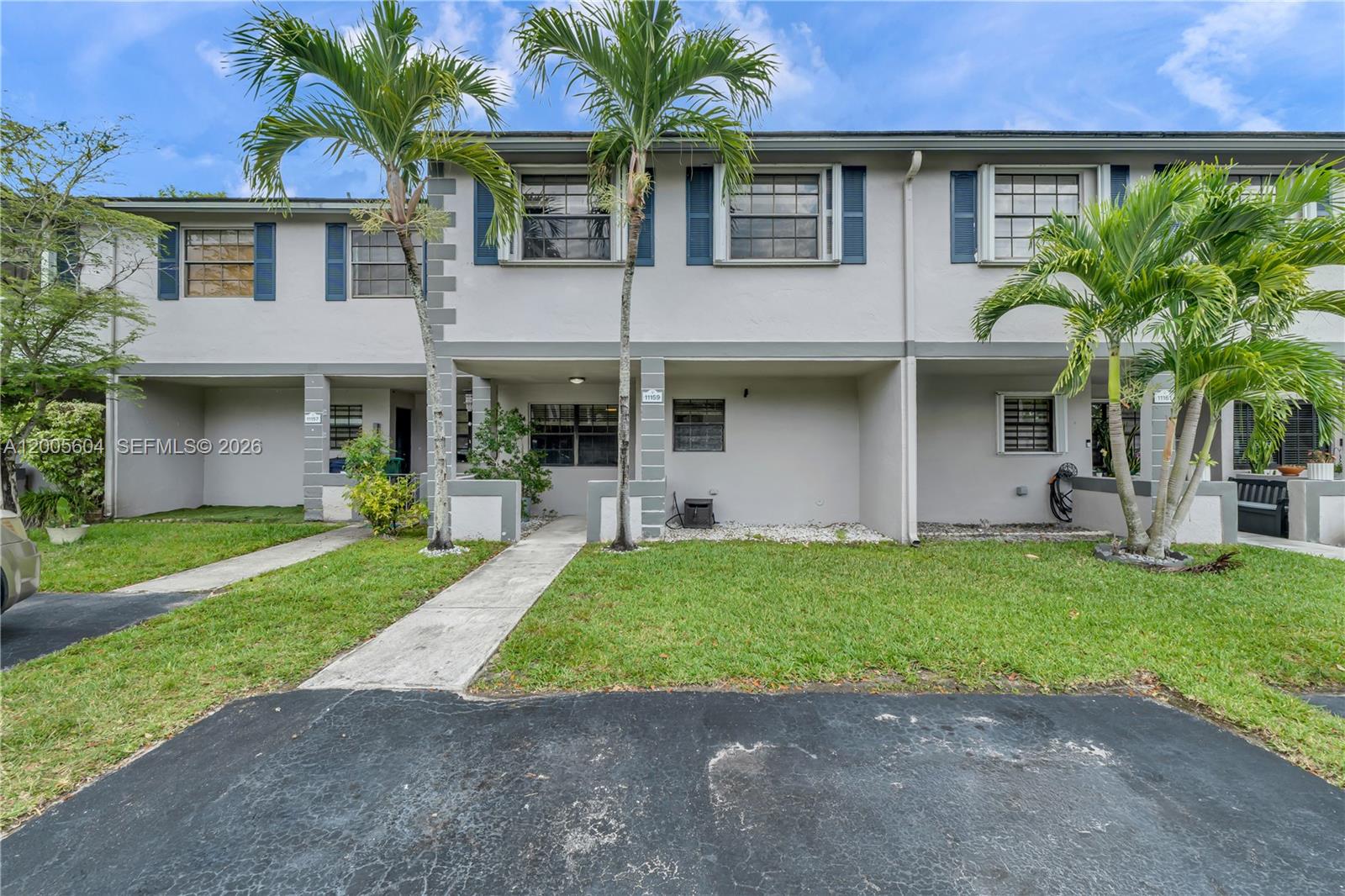 LA MAISON AT THE HAMMOCKS - Residential