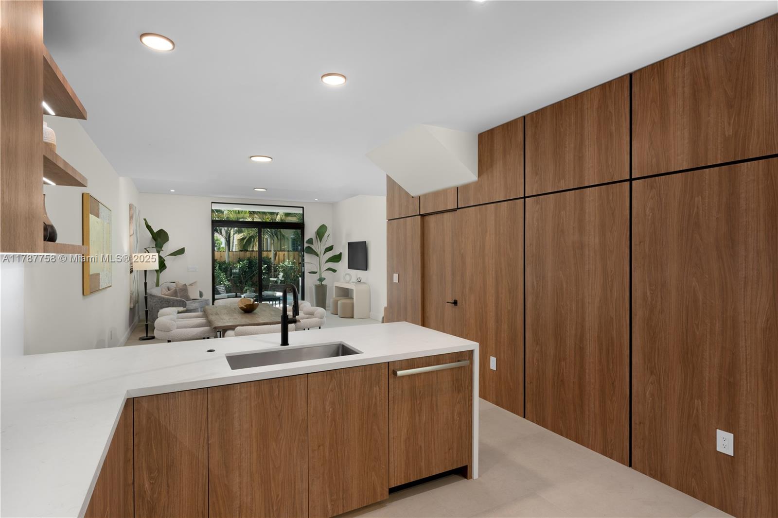 CARTERS ADDN TO C GR - Residential