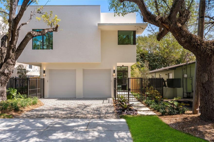 These  2 luxurious newly built townhomes are located in the heart of vivrant and sought after Coconut Grove and conveniently located close to everything! They boast a 2-story three bedrooms/ 3.5 baths with tons of natural light filtering in through the many large windows! Private, walled backyard with a sparkling blue pool! Cozy balcony off the main bedroom! Beautiful kitchen with a modern open design and a timeless look. High end finishes and style! Private enclosed garage! To see it is to love it! Spacious 1764 sq. ft. Floor plans are in the attachments.
Easy to show!