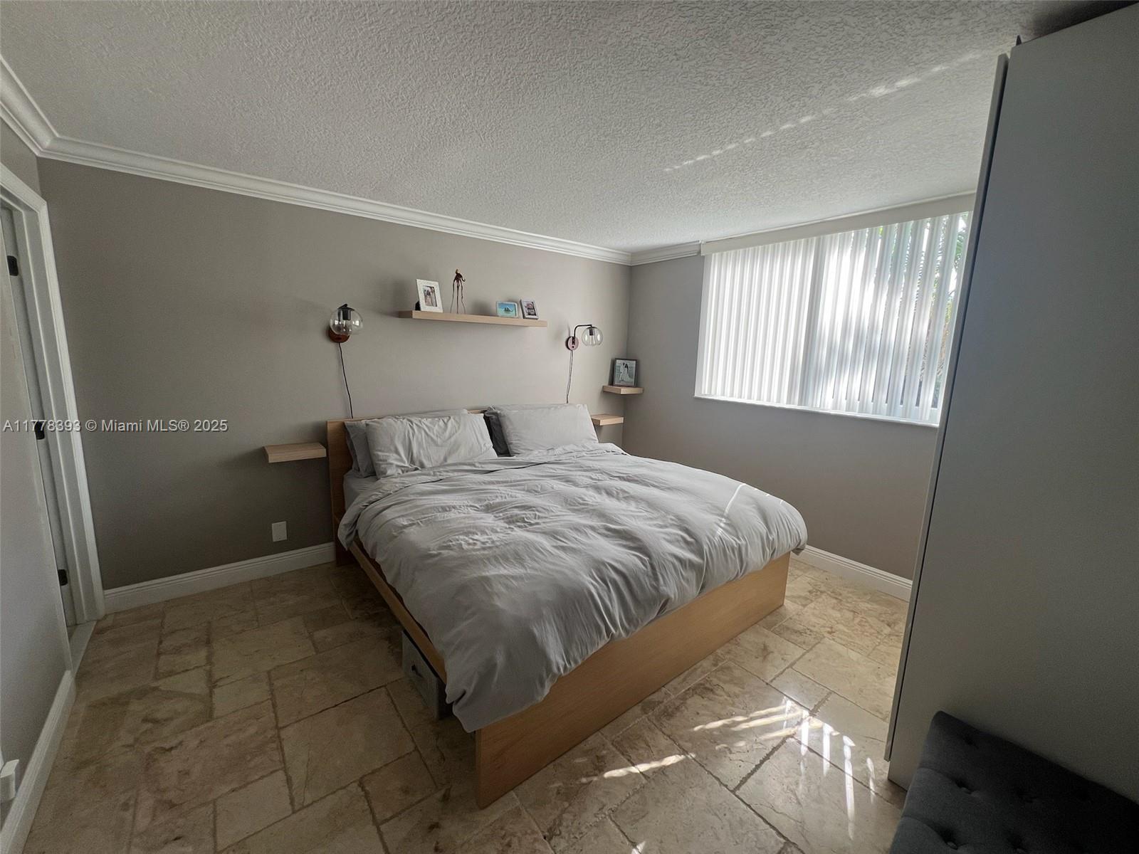 HARBOUR HALL INLET CLUB C - Residential Lease