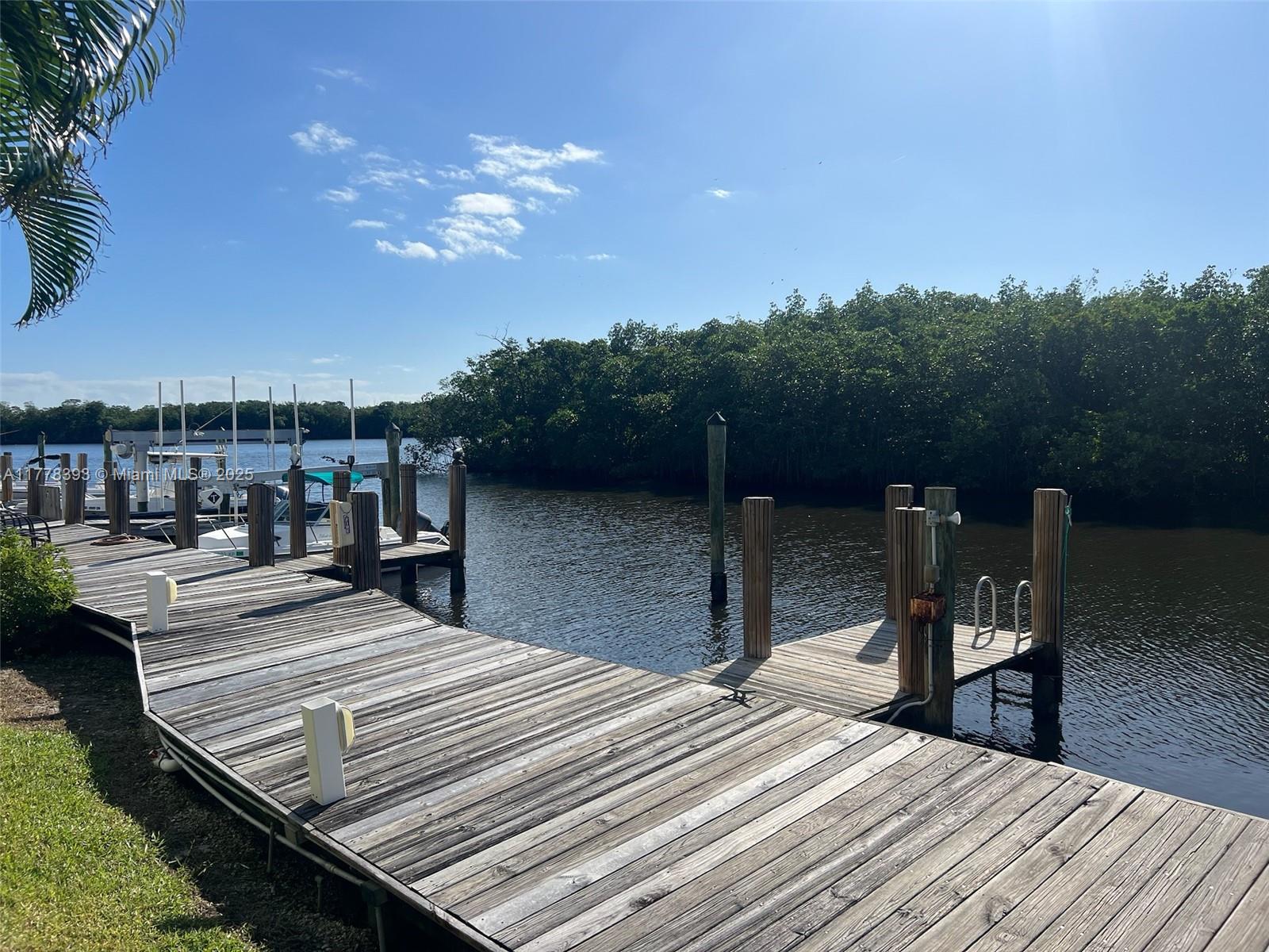 HARBOUR HALL INLET CLUB C - Residential Lease