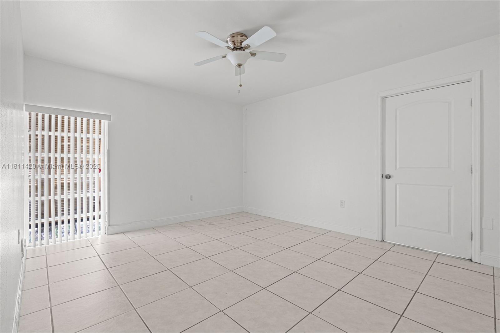 MIAMI LAKES LOCH LOMOND W - Residential