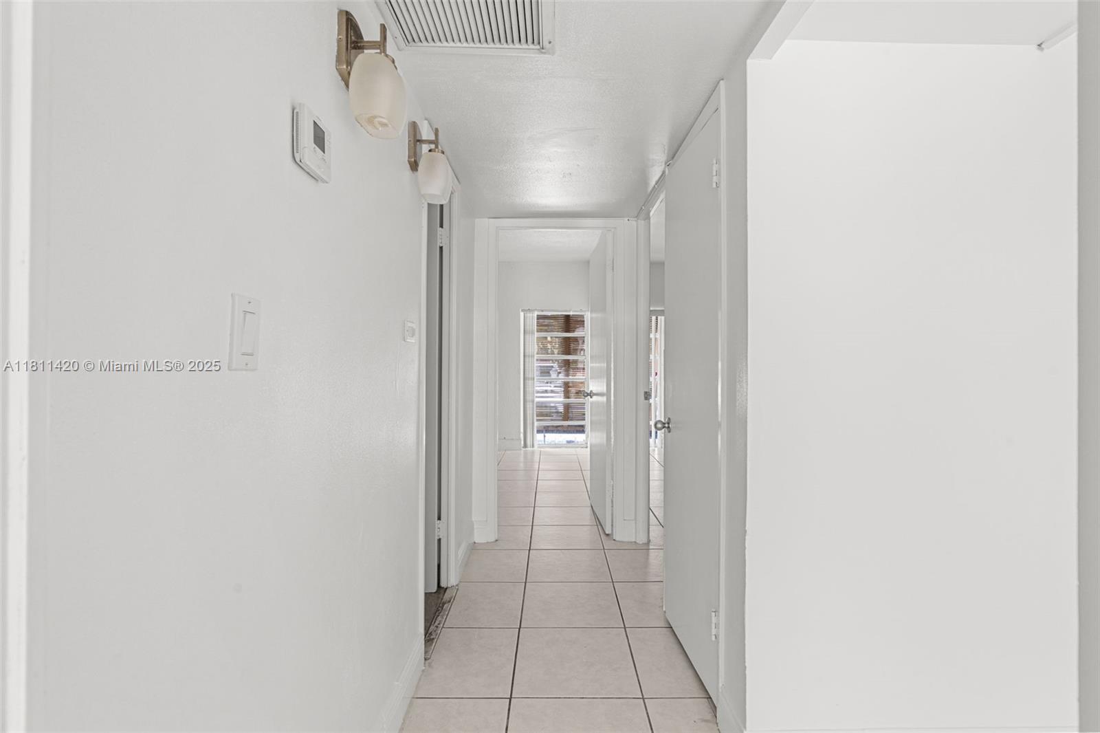 MIAMI LAKES LOCH LOMOND W - Residential