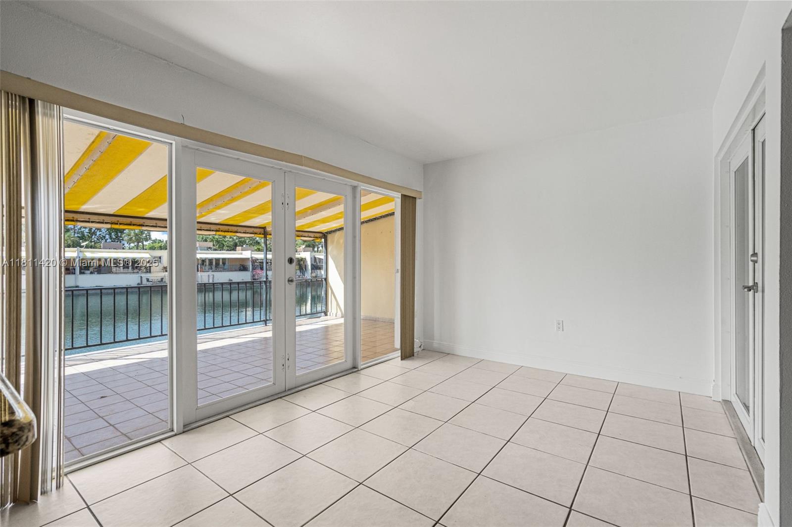 MIAMI LAKES LOCH LOMOND W - Residential