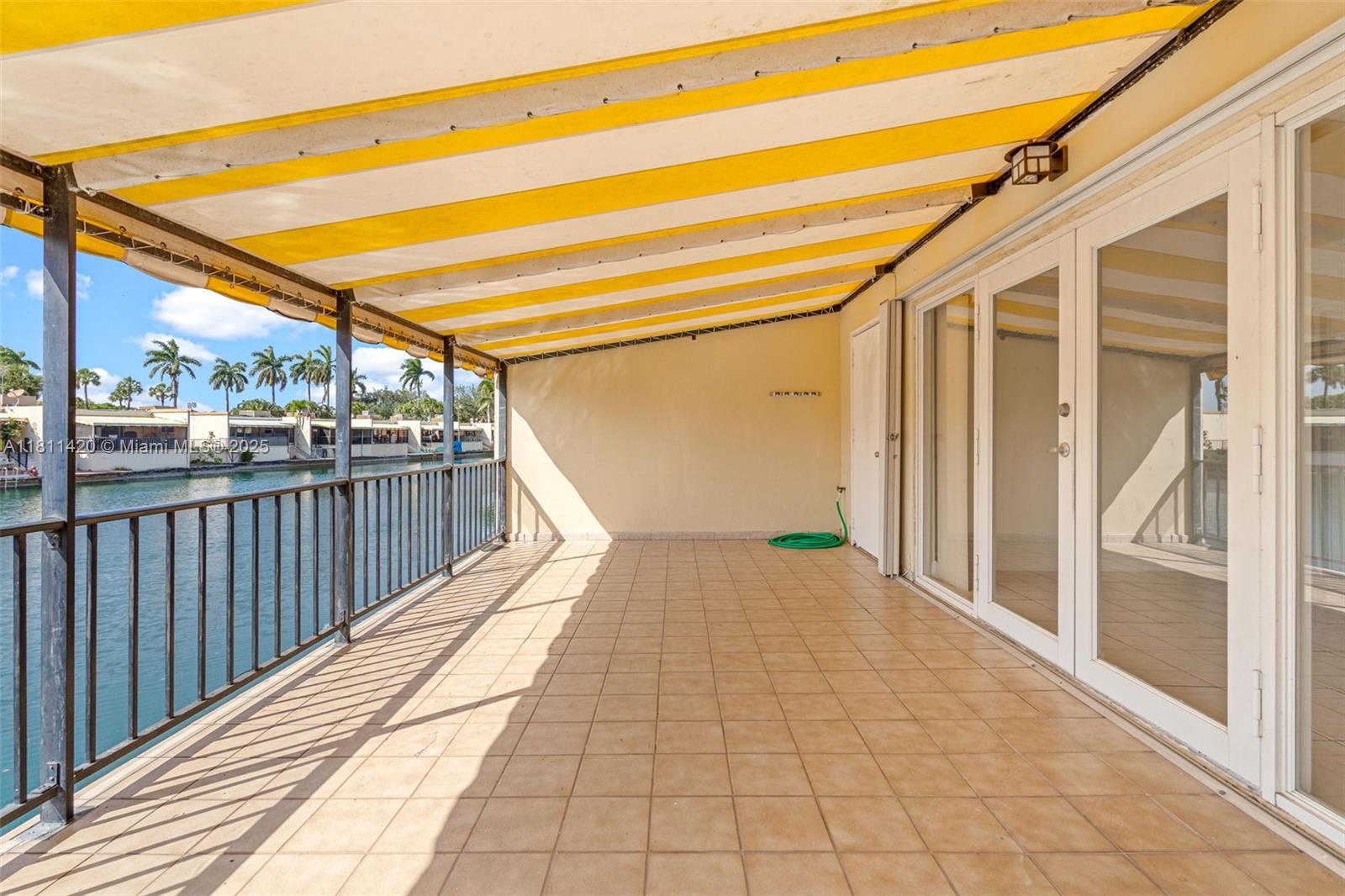 MIAMI LAKES LOCH LOMOND W - Residential