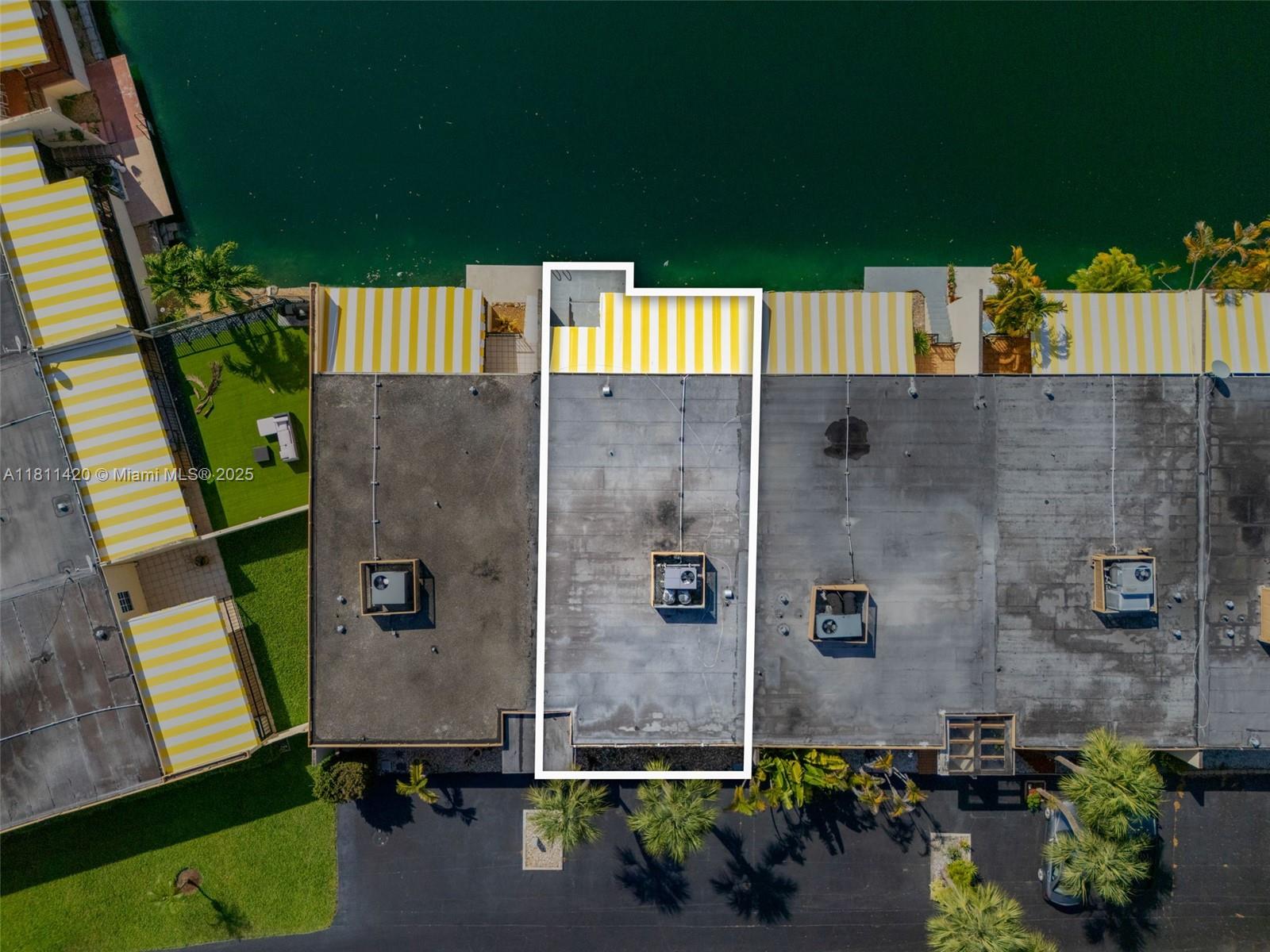MIAMI LAKES LOCH LOMOND W - Residential
